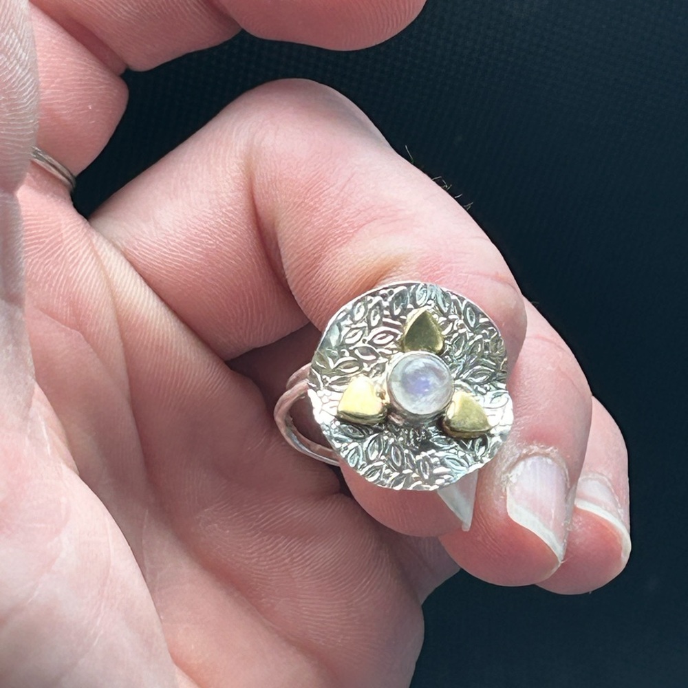 Unique Natural Moonstone Ring! Size 8 - image 4